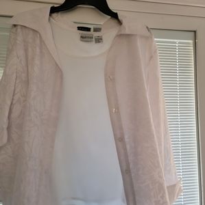 Apparenza Floral Button Down W/Tank Combo